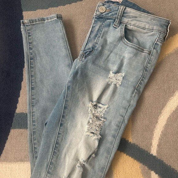 SO Sky Blue Distressed Women's Jeggings - Picture 1 of 3
